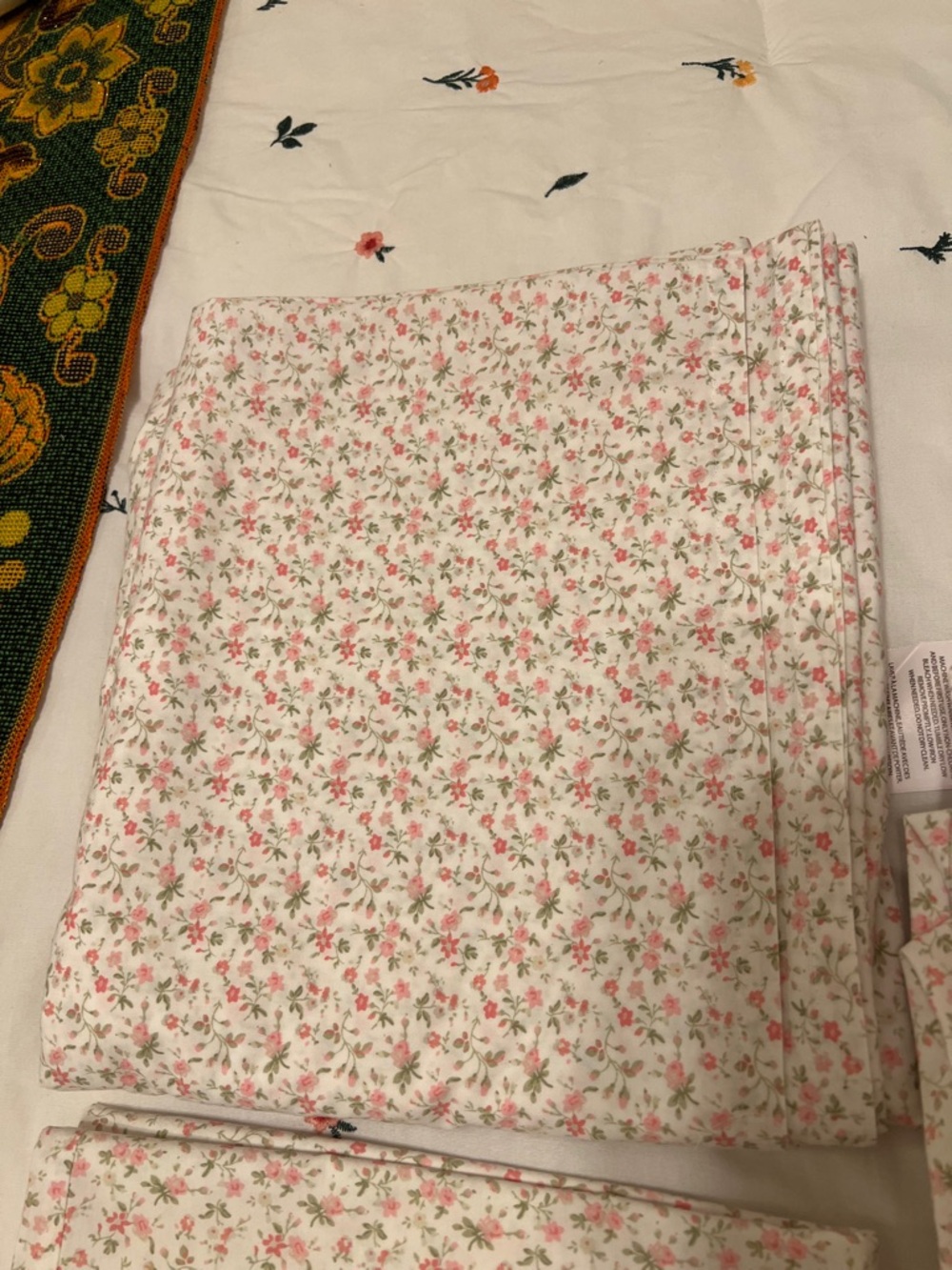 Laura Ashley Queen Pink Floral Sheet Set - Picture 2 of 3